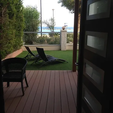 Darlex Galatex Center 公寓 利马索尔