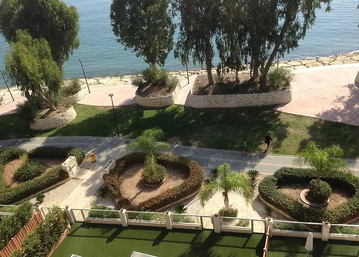 Darlex Galatex Center リマソール